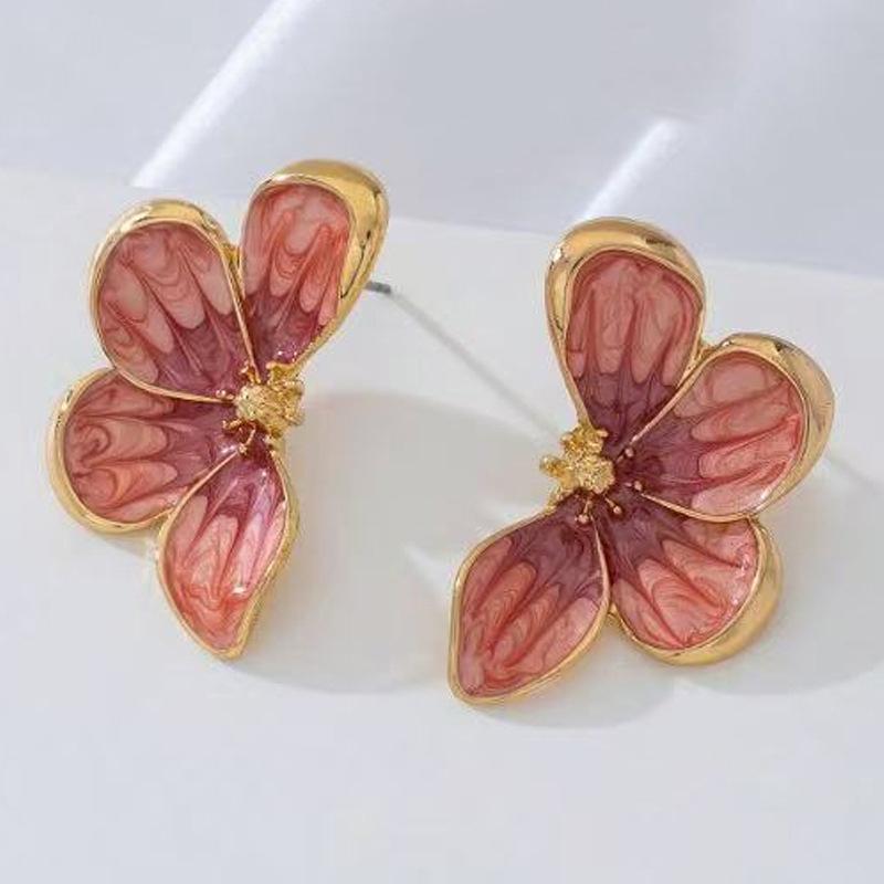 Retro Personalized Alloy Large Flower Earrings for Women Ladies Exaggerated Unique Texture Petal Drop Earrings Jewelry Wholesale