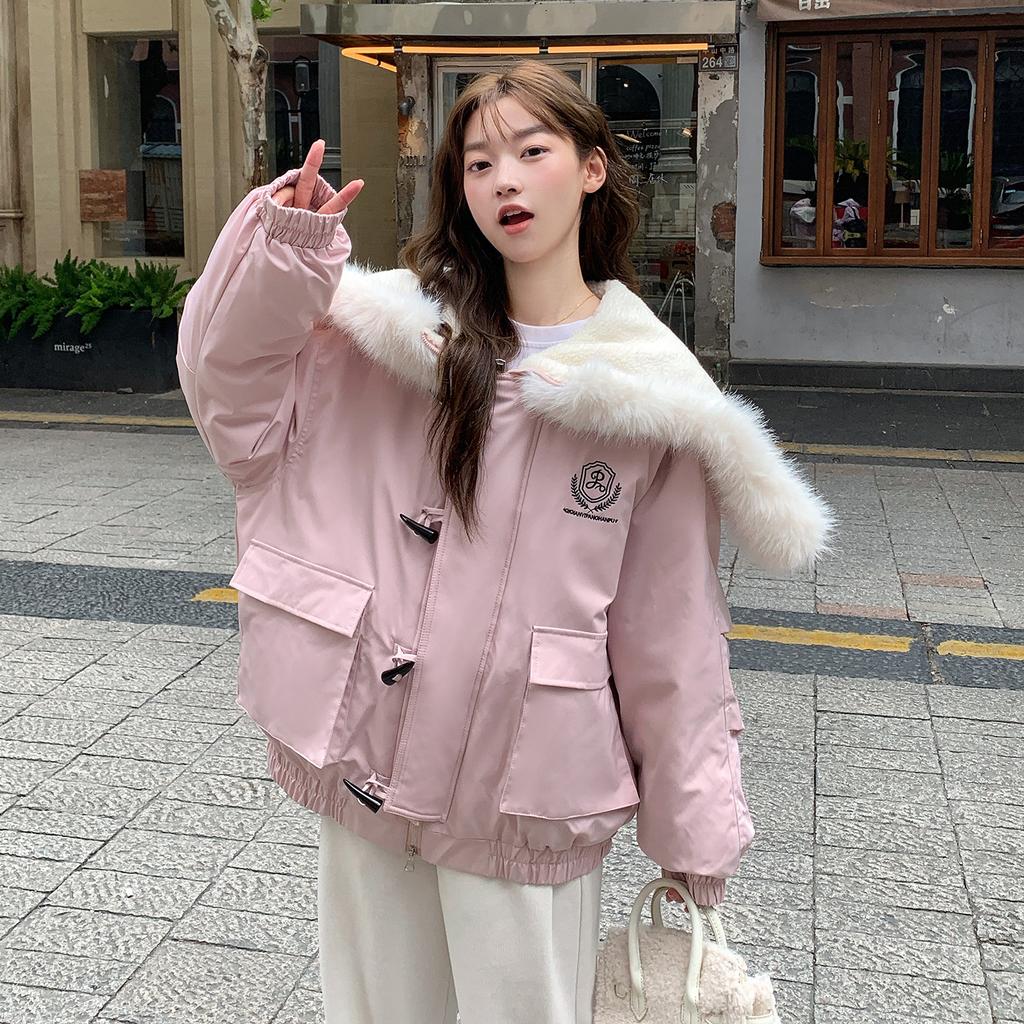 Thick Fur Collar Sent To Overcome Women's Loose Tooling Cotton-padded Jacket New Winter New Design Sense Coat.