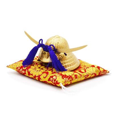 Minihjälm Dekoration Date Masamune Järn Zabuton Ingår Guldbrokad [Toryo] (Guld & Zabuton)
