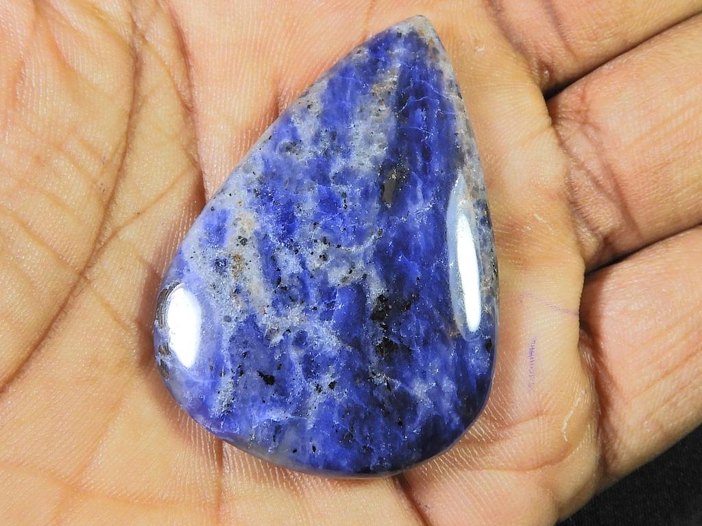 66 de cranii. Piatră prețioasă vindecătoare 100% naturală, lapis lazuli albastru, 32x46x06 mm, SK-1066