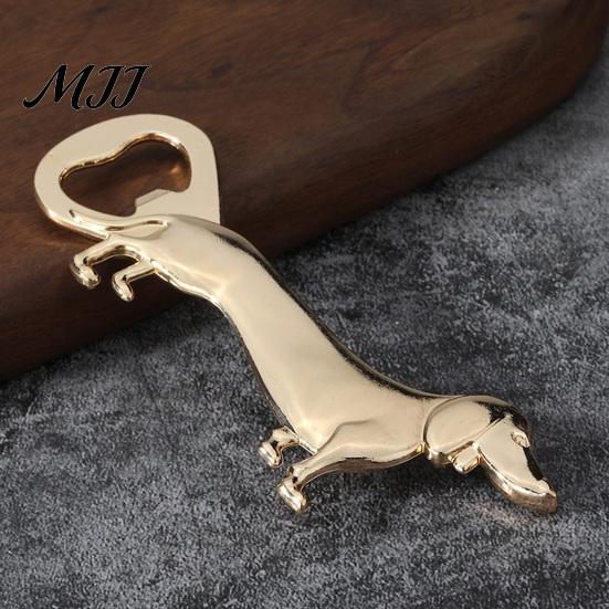 Decorative Animal Bottle Opener Dachshund Dog Opener, Zinc Alloy Cute Puppy Beer Novelty Metal Portable for Kitchen Bar And Home Cap Remover