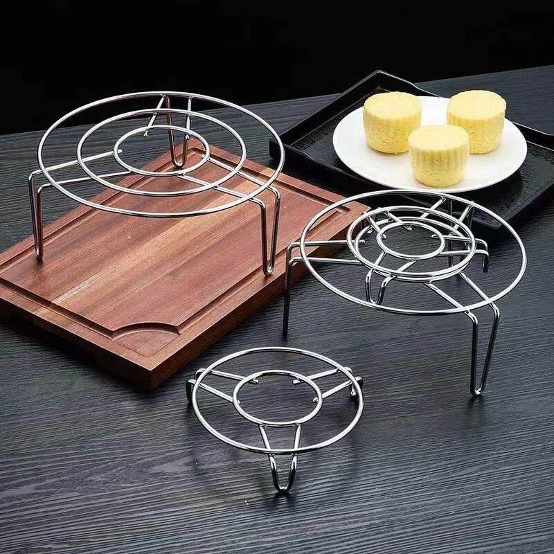 

Non-Magnetic Stainless Steel Kitchen Stand for Steamed Eggs, Heat Insulation Pad, Bowl, and Plate Rack Diameter 10.1CM, Height 2CM