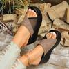 Große Schlupf-Flatsandalen mit Stoffobermaterial für den Sommerurlaub