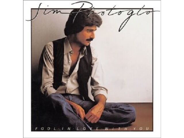 

Fool in Love with You - певец и автор песен Photoglo AOR, НОВИНКА из Японии