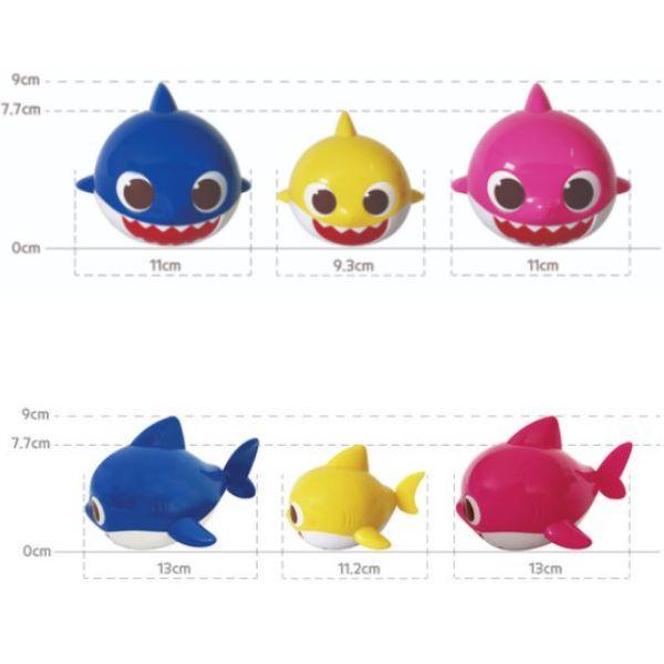pinkfong Baby Shark Yüzme Ailesi - 3'lü Kurmalı Banyo Oyuncağı Seti