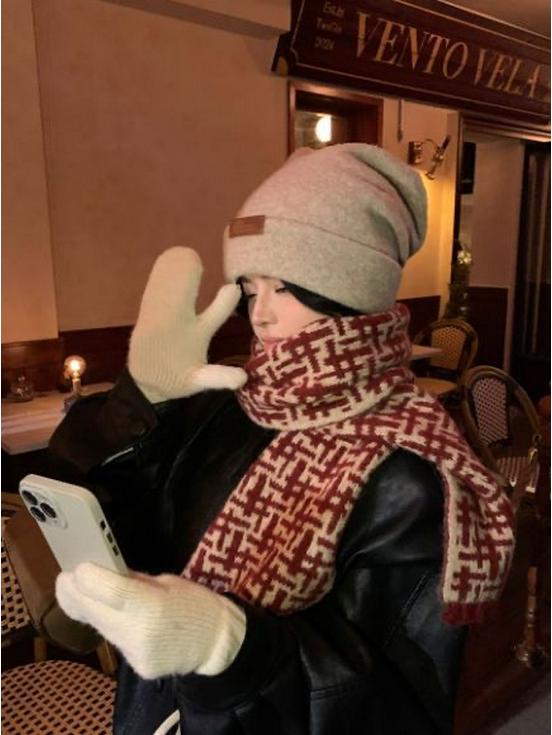 2024 Women's Red Wool Blend Scarf - Warm, Versatile, Christmas Winter Accessory