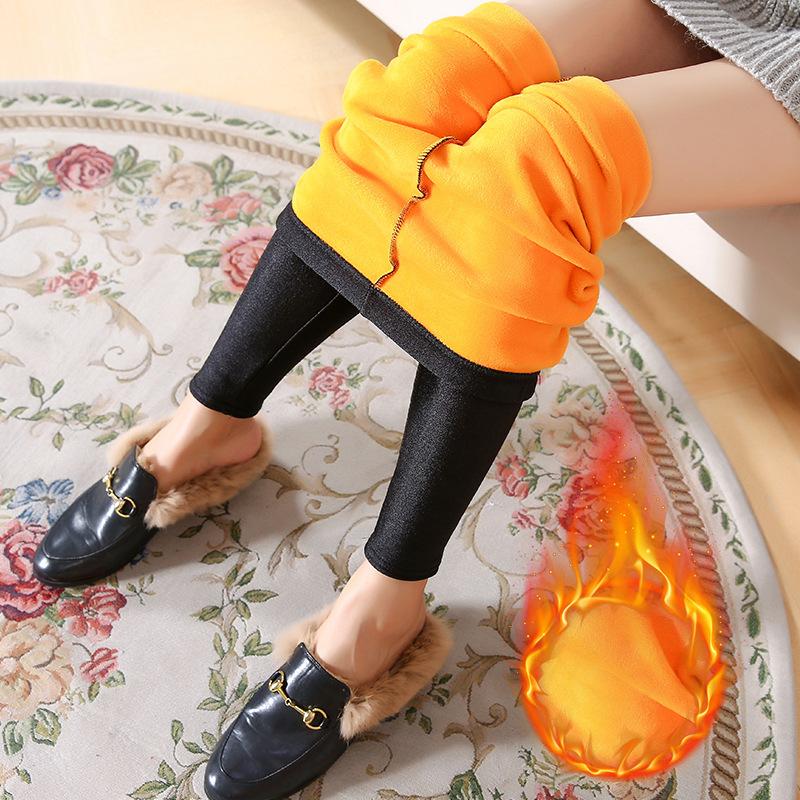 Large Size Spring and Autumn Elastic Thin Women's Black Small-foot Leggings, Thin Stepping Glossy Pants, and Leggings