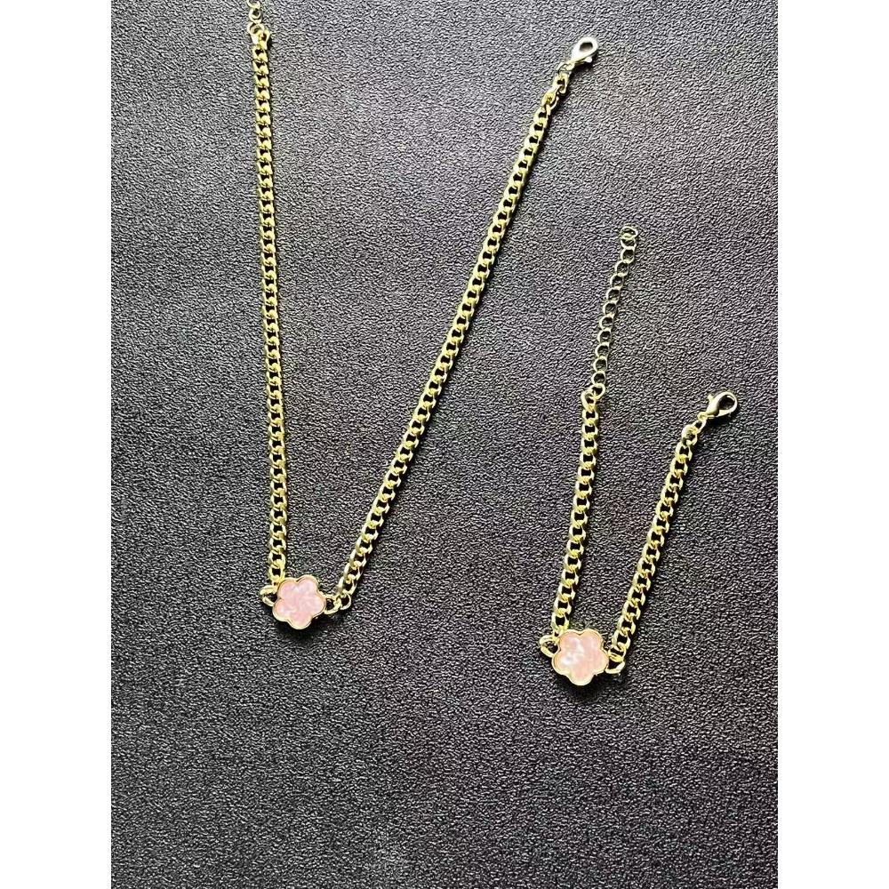 Lucky Five-petal Flower Clover Necklace Bracelet Four-piece Set for Woman Fashionable Accessories Party Jewelry