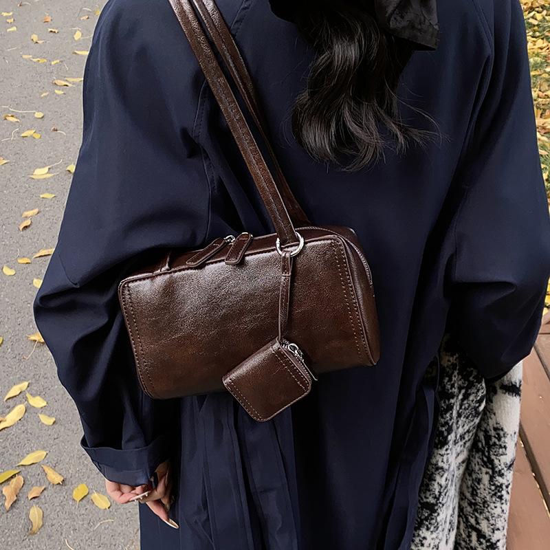 Trendy Brand Women's Bags Fashion Mailbox Bags Women's 2025 New Shoulder Armpit Bags