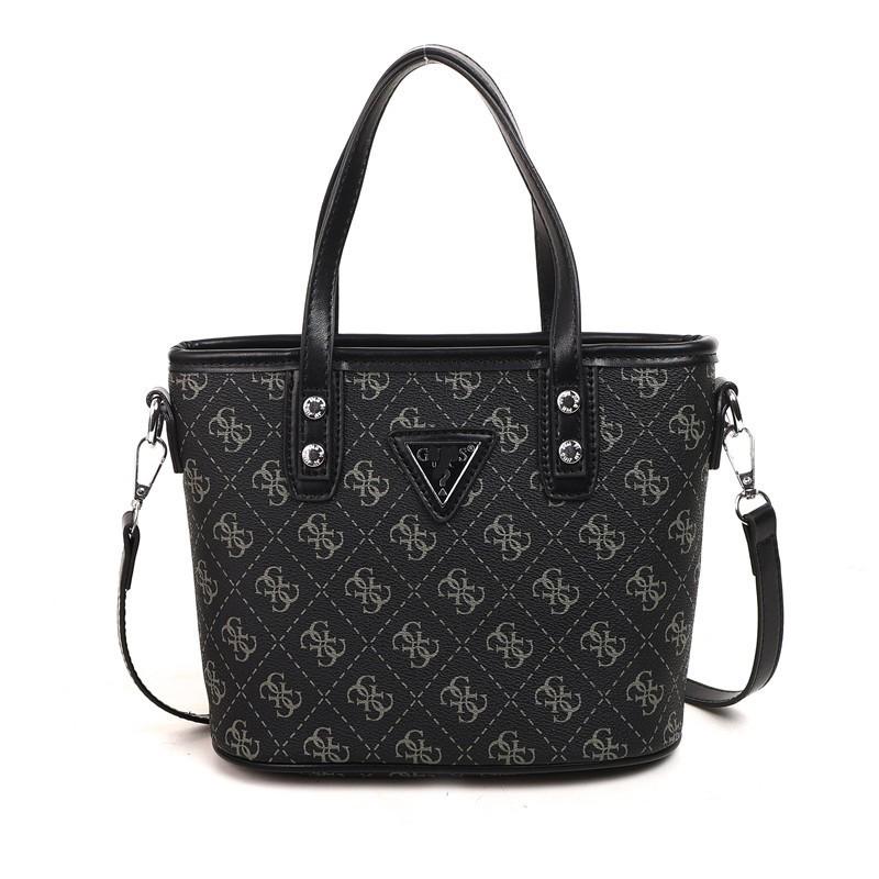 

Сумки з літерним принтом: Жіноча модна універсальна сумка кросбоді та на плече 2025 чорний