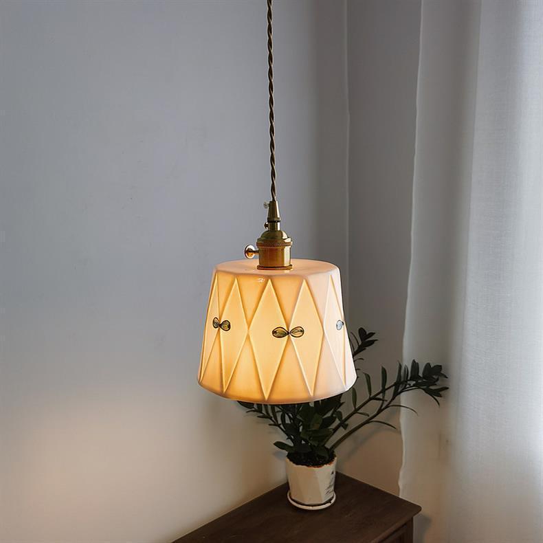 Retro Japanese Brass Glazed Ceramic Pendant Light for Bedroom, Dining, Bar, or Bay Window