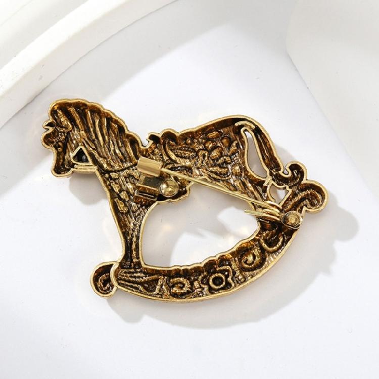 Unique Rocking Horse Brooch Pin Portable Accessory Convenient for Women Unisex Lovely Toy Designs Fashion Pin Wear