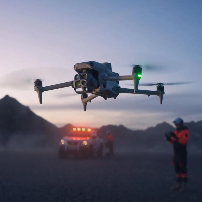 DJI Matrice 4T Thermal Enterprise Drone (CN Version)