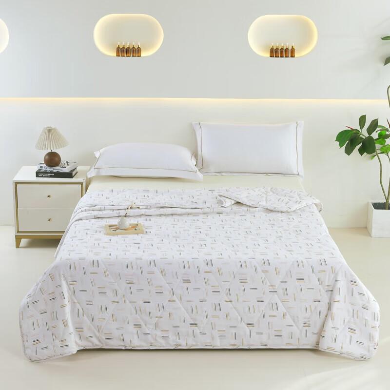 POCHME Summer Cooling Quilt