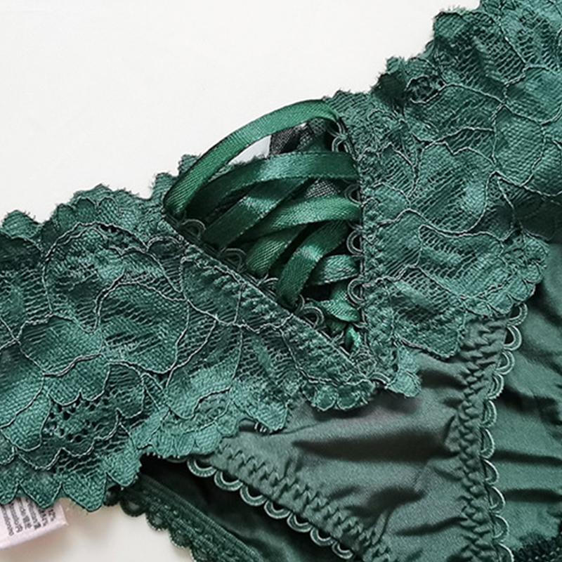 Eis Seide Slip sexy Spitze niedrige Taille T Hosen hohlen Rücken Kreuz heiße Perspektive Tanga Höschen Frauen Unterhose