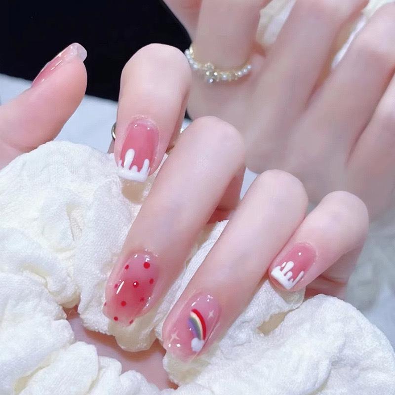 Simple French Gradient Detachable Press-On Nails: Short, Whitening False Nail Tips.