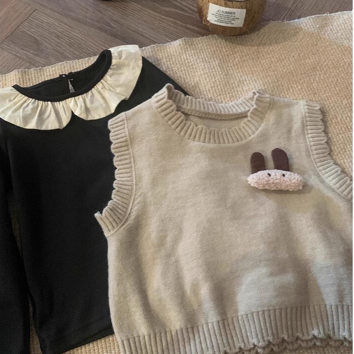 2025 Autumn Girls' Korean Long-Sleeve Knit Vest & Polka Dot Pants Set