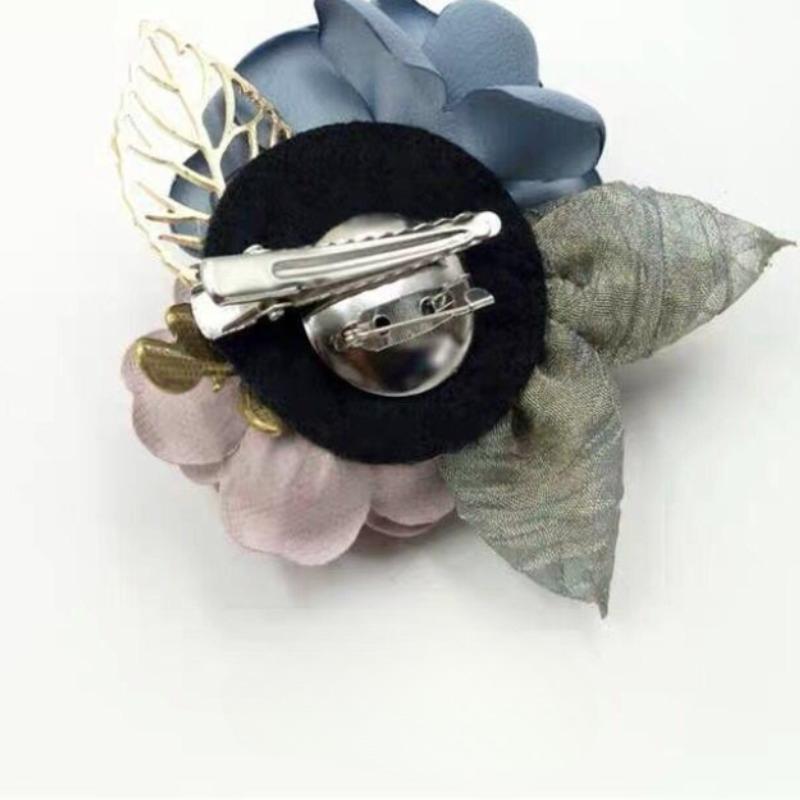 Luxury Fabric Flower Corsage Brooch for Shawls and Sweaters