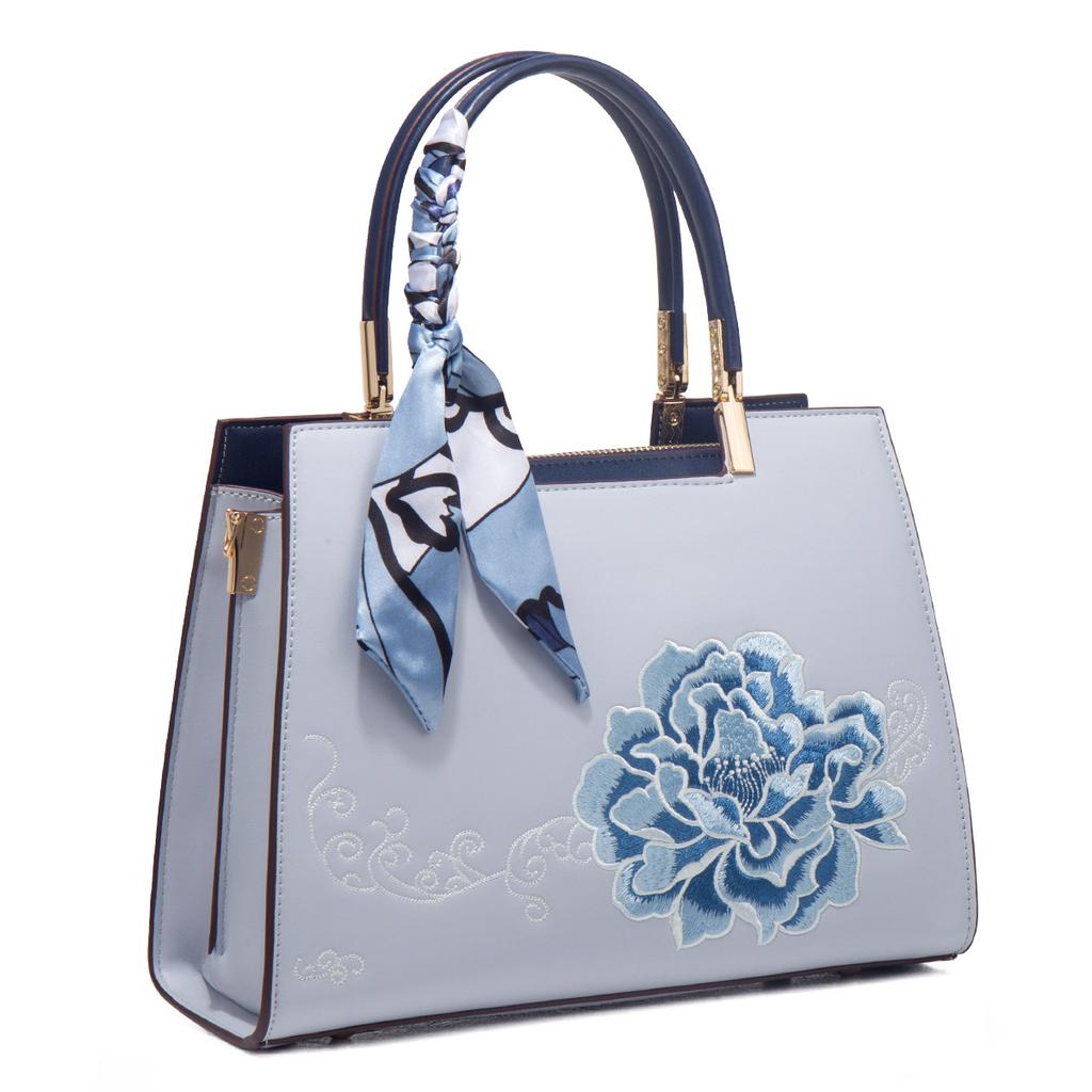 Mother'S Day Gift Embroidery New Chinese-Style Large-Capacity Portable Lady'S Mother Bag Atmospheric High-End Messenger Women'S Bag