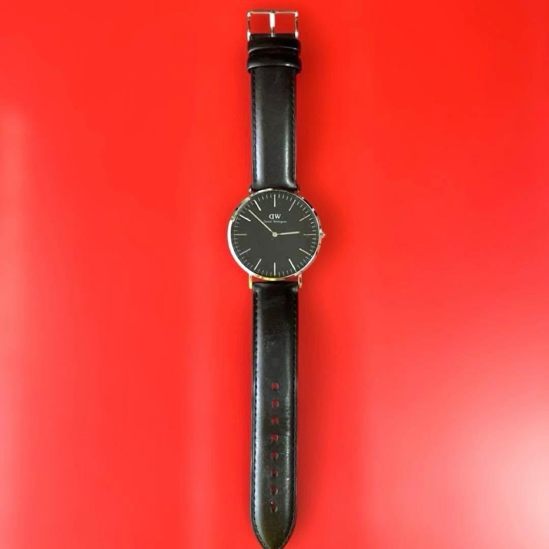 Used Daniel Wellington Daniel Wellington watch black working item