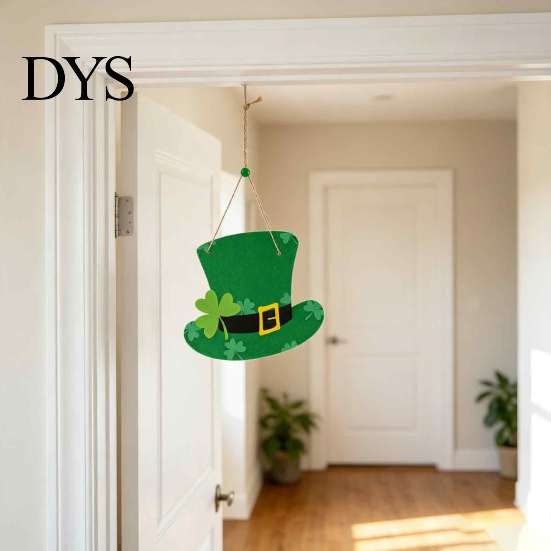 St Patrick Day Door Sign St. Patrick's Wooden Sign, Luck Clover Green Hat Themed Hanging Front Welcome Plaque Plaque, Decorative Ornaments for Holiday