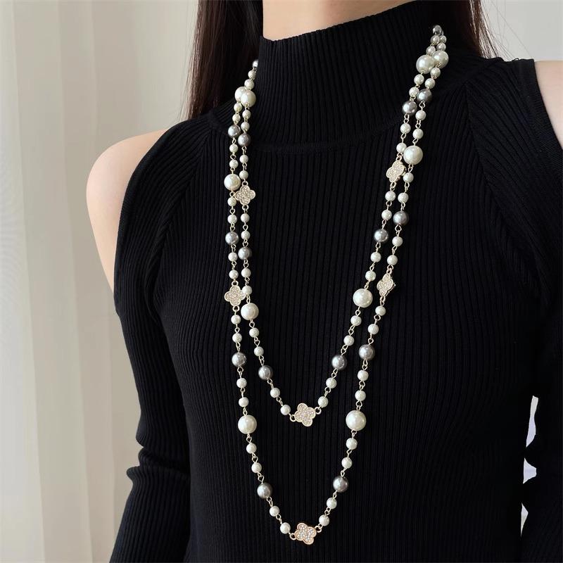 Fashion Four-leaf Clover Necklace Women's Multi-layered Necklace New Arrivalsummeraccessible Luxurysweater Chain