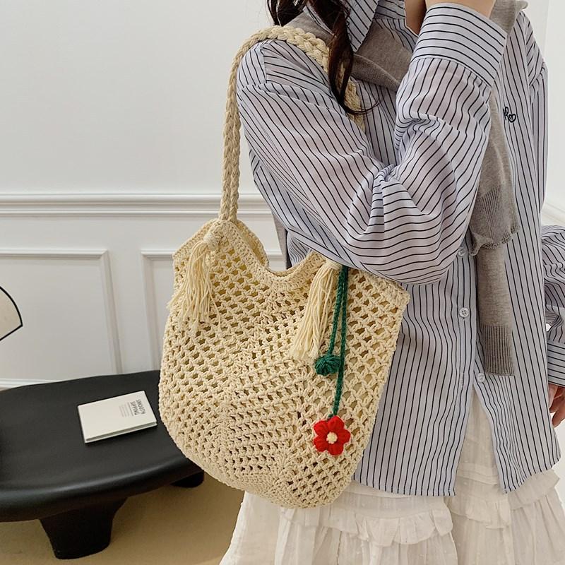 Seaside Vacation Beach Bag Women's Large-capacity New Casual Shoulder Bag High-end Woven Straw Bag