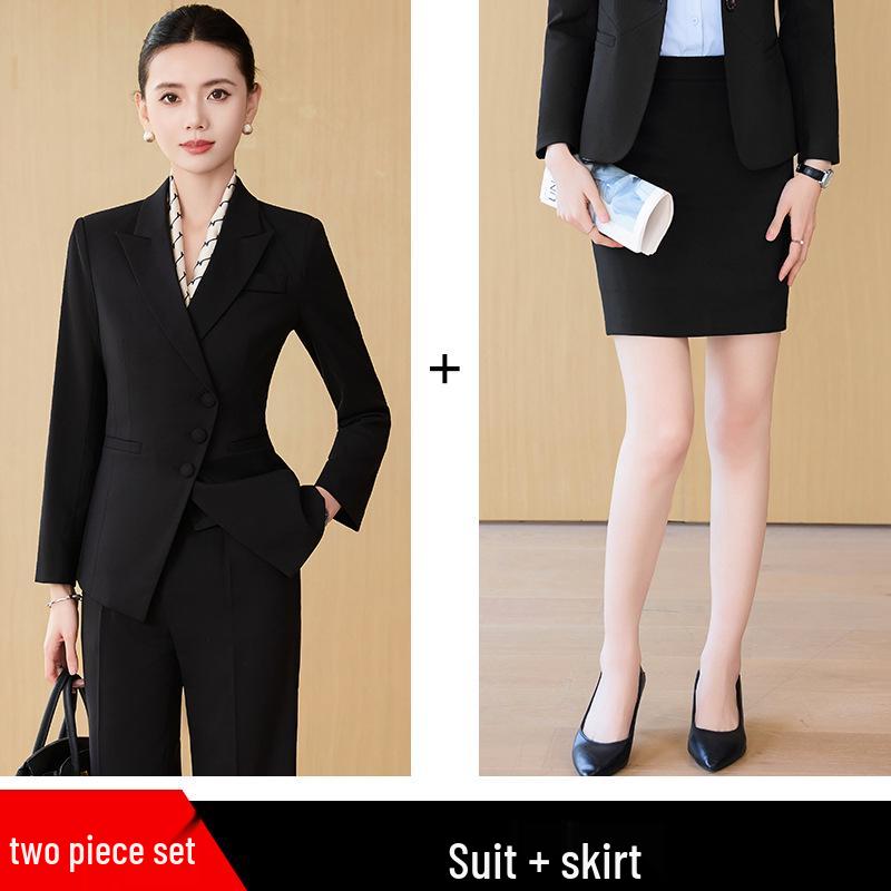 Wysokiej klasy jesienno-zimowy profesjonalny garnitur smart dla kobiet na podróże służbowe i wydarzenia formalne