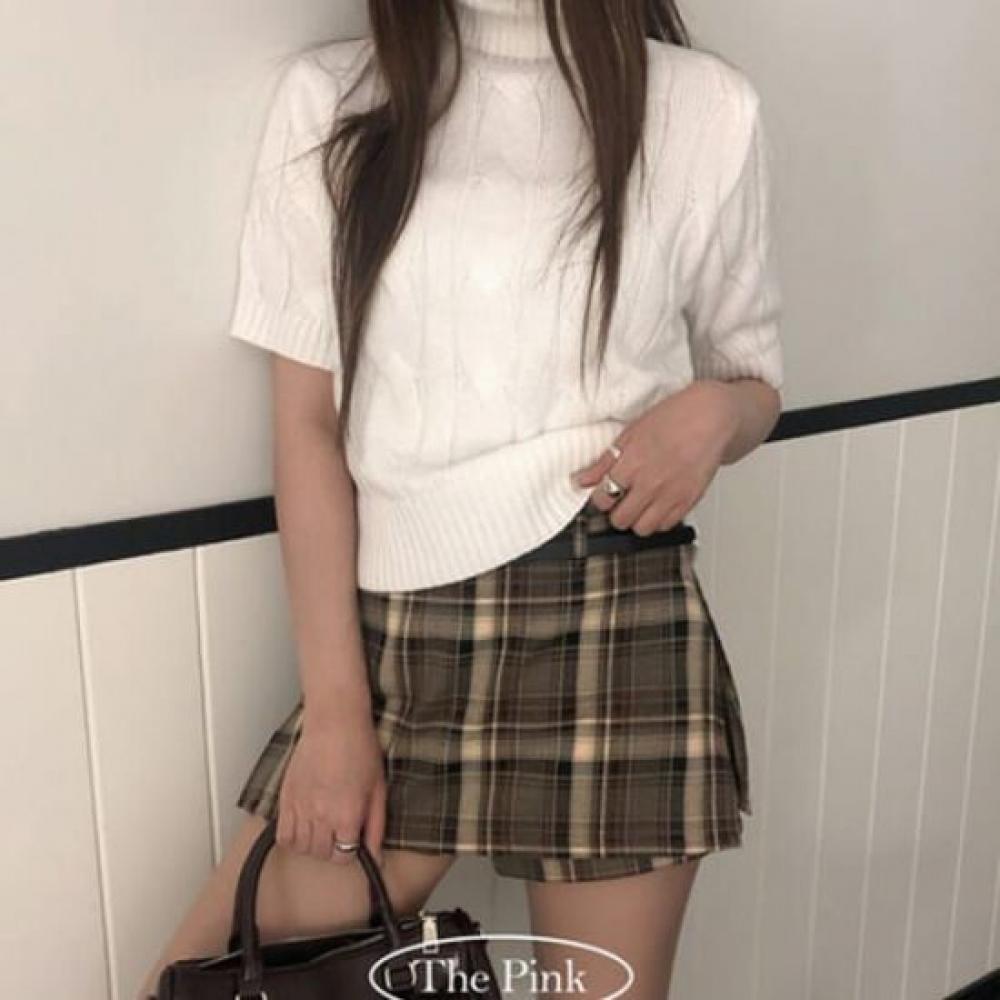 The Pink Women S Tinted Turtleneck Cable Knit Cropped Short Sleeve