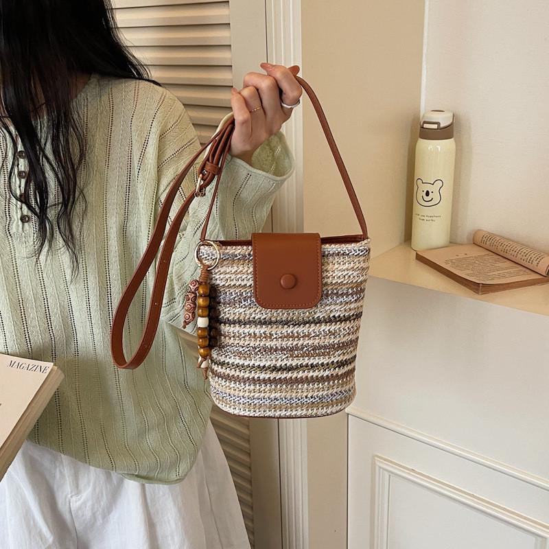 IELGY Rainbow Woven Messenger Bag Shoulder Straw Woven Vacation Beach Bucket Bag