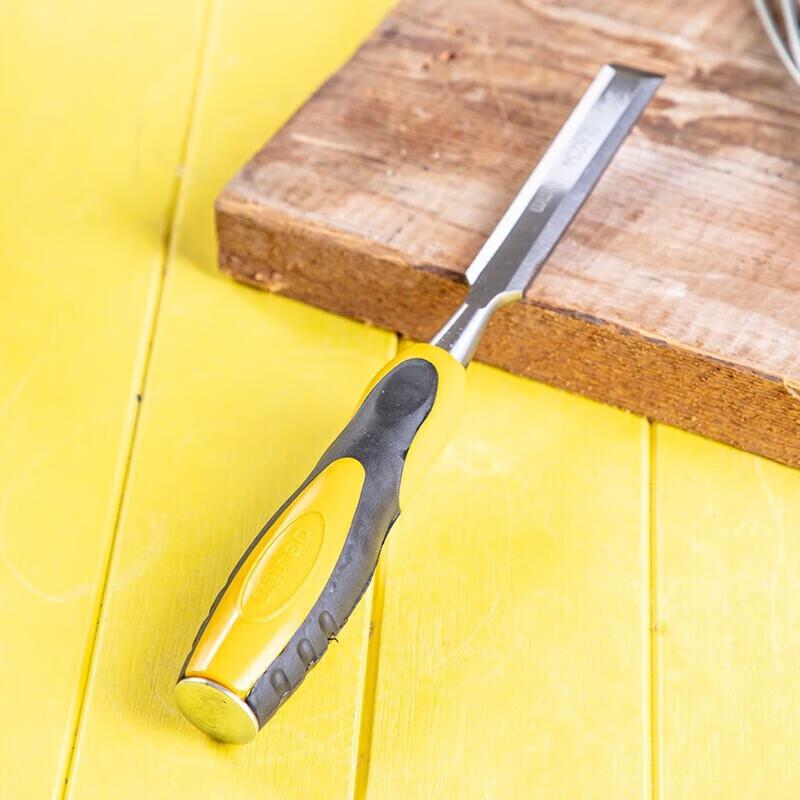 Deli Plastic Handle Wood Chisel
