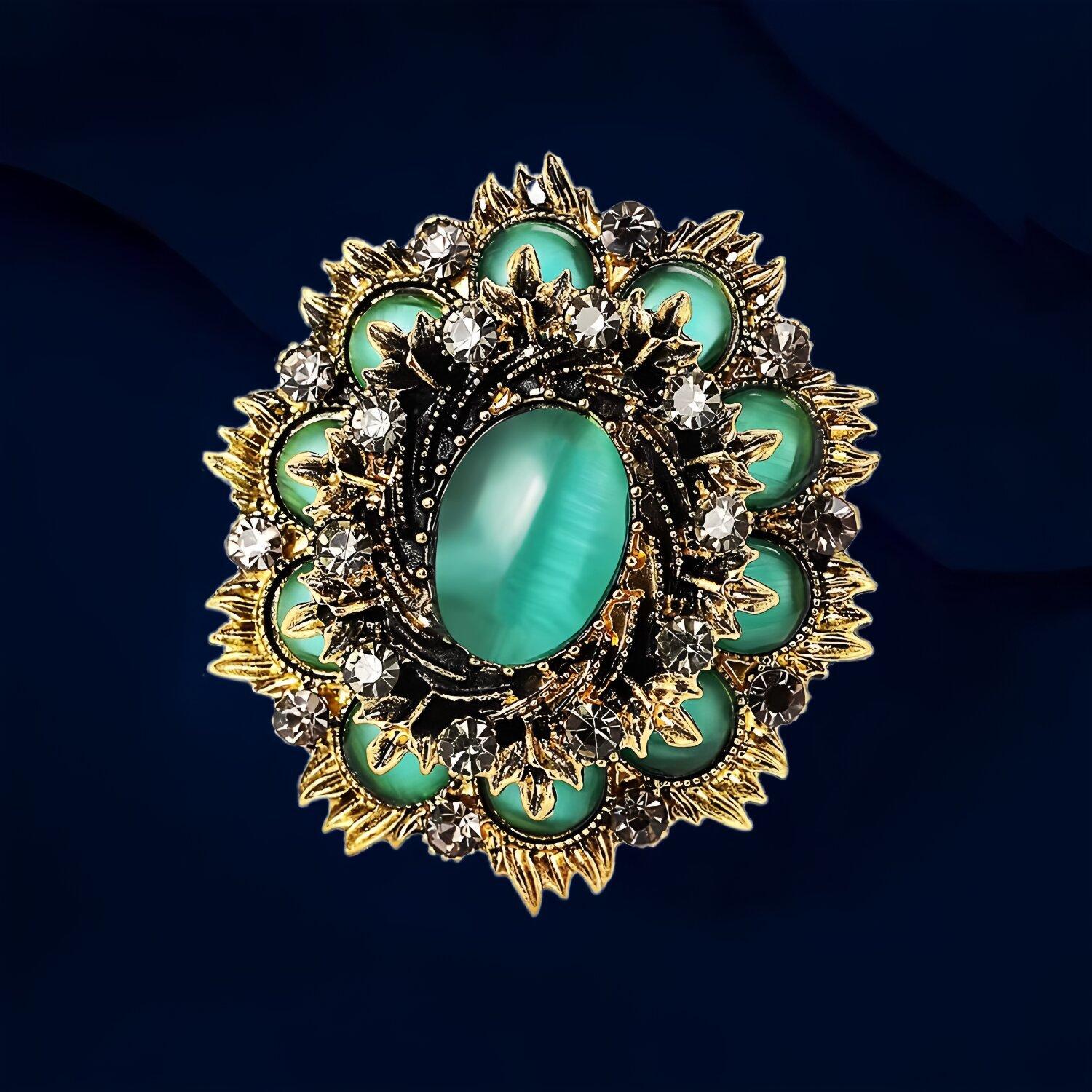 

Exquisite and Luxurious Court-style Brooch, Oval-shaped Brooch, Niche and High-end Design Sense Brooch золотой/зелёный