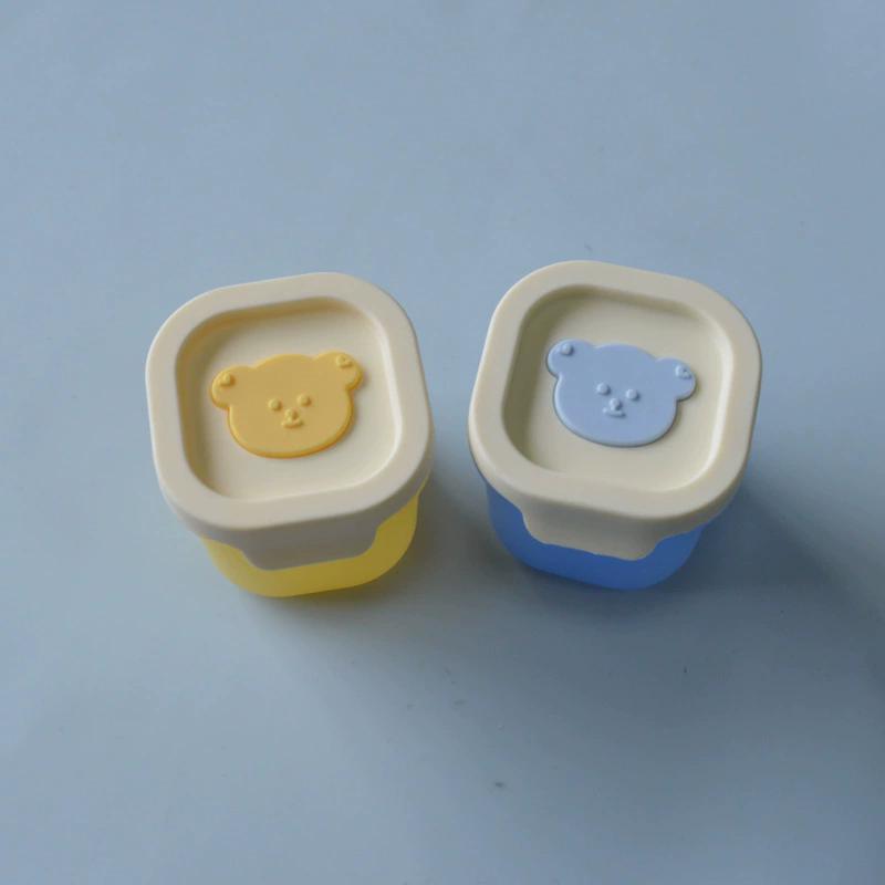 Baby supplement box storage freezer compartment bear baby silicone mould can be steamed puree dispenser box
