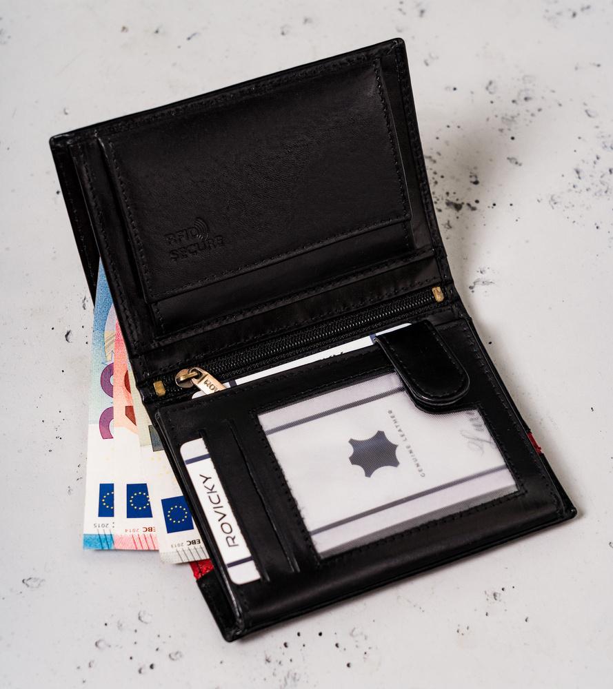 Stylish men's wallet made of genuine cowhide leather - Rovicky
