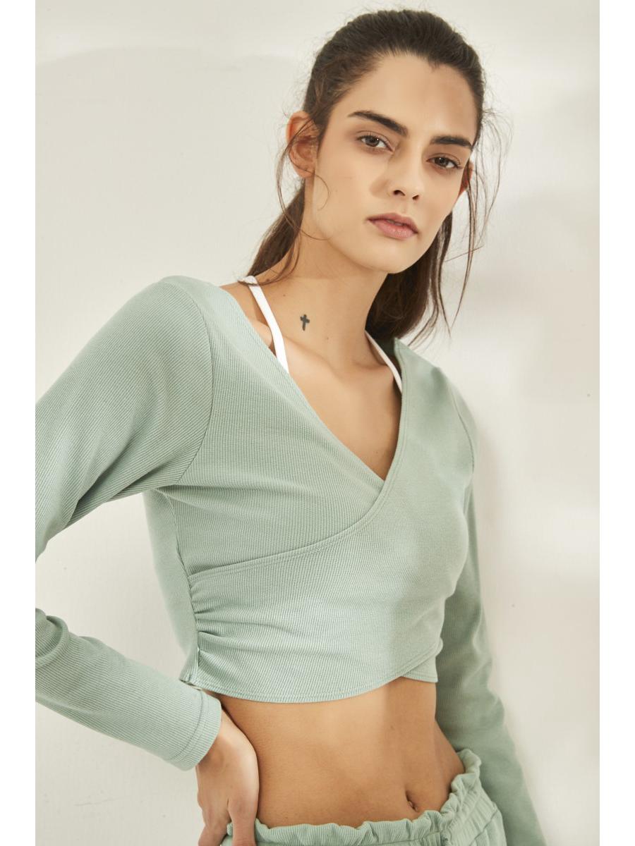 

Женский быстросохнущий топ с V-образным вырезом и длинными рукавами для йоги и бега Large