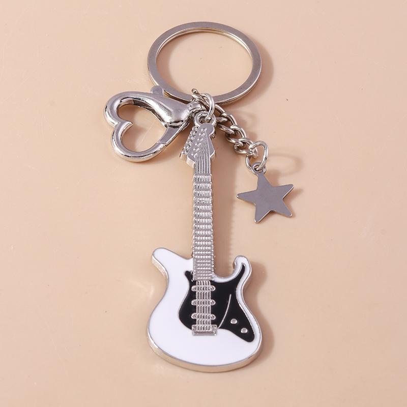 Classic Metal Electric Guitar Keychain Mini Musical Instruments Keyring Pendants for Key Holder Handbag Charm Accessories