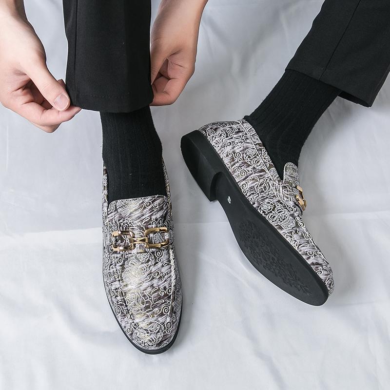 Men Printed Loafers Leather Individuality Formal Business Shoes Wedding Dress Prom Shoes Over Sized