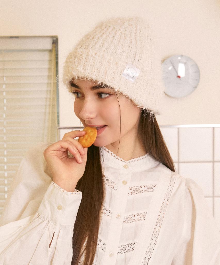 Elkebeullum Lumpy Ivory Beanie