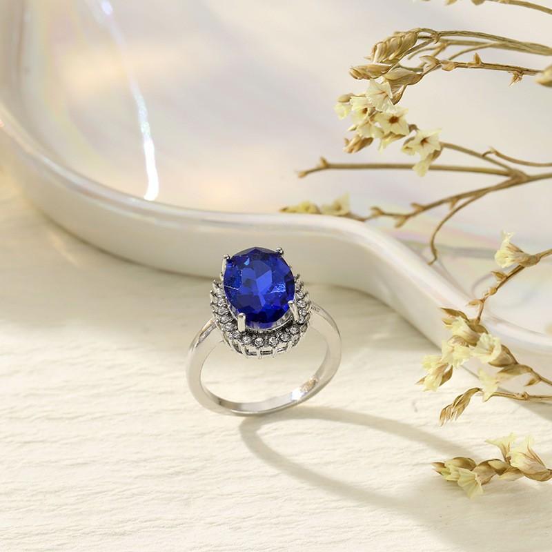 Explosive Oval Zircon Diamond Super Flash Ring Light Luxury High-end Jewelry