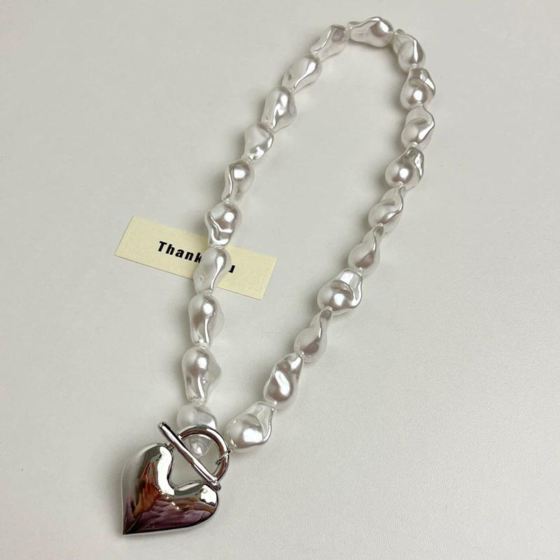 Imitation Pearl Heart-Shaped Necklace For Women 2025 New Heart-Shaped Pendant Necklace Fashionable Women s Jewelry Accessory Other