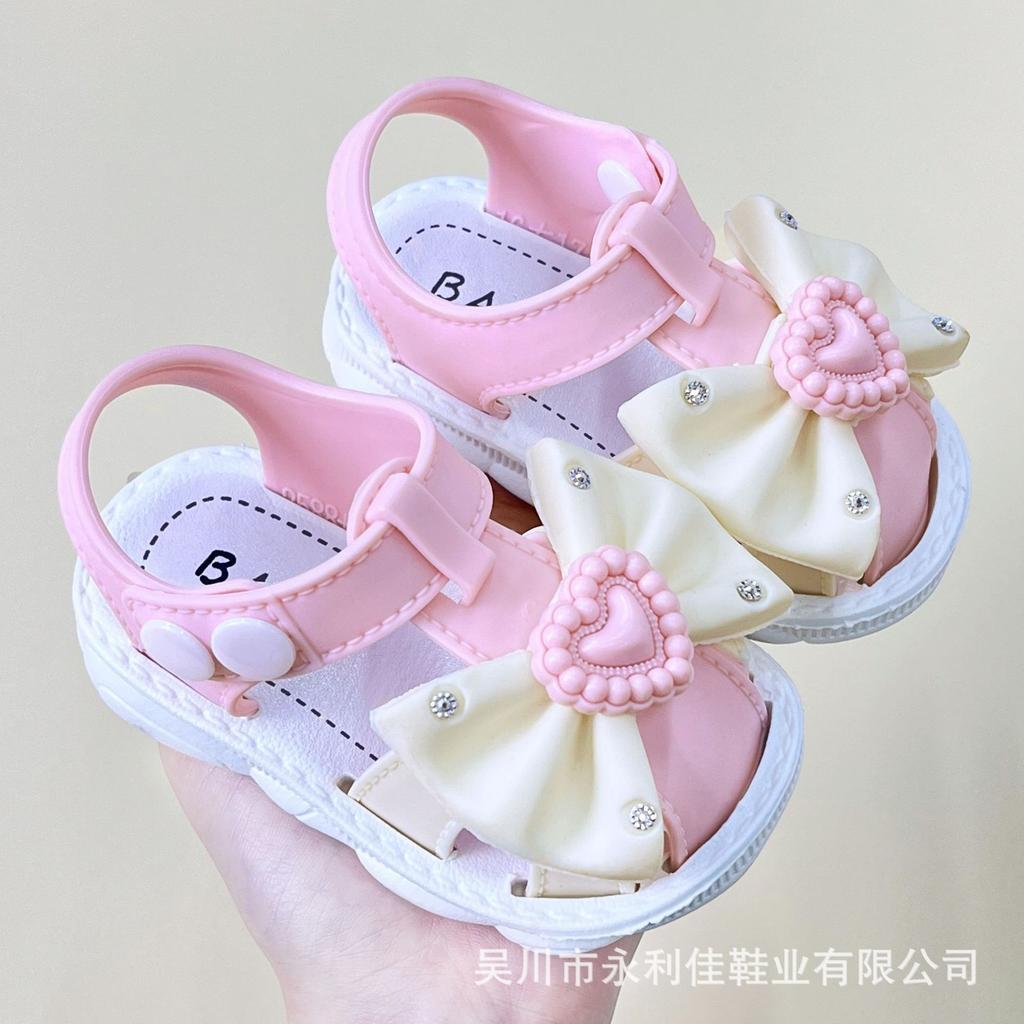 New Summer Style Girls' Shoes with Soft Soles, Non-Slip Baby Toddler Walking Shoes, Closed-Toe Sandals