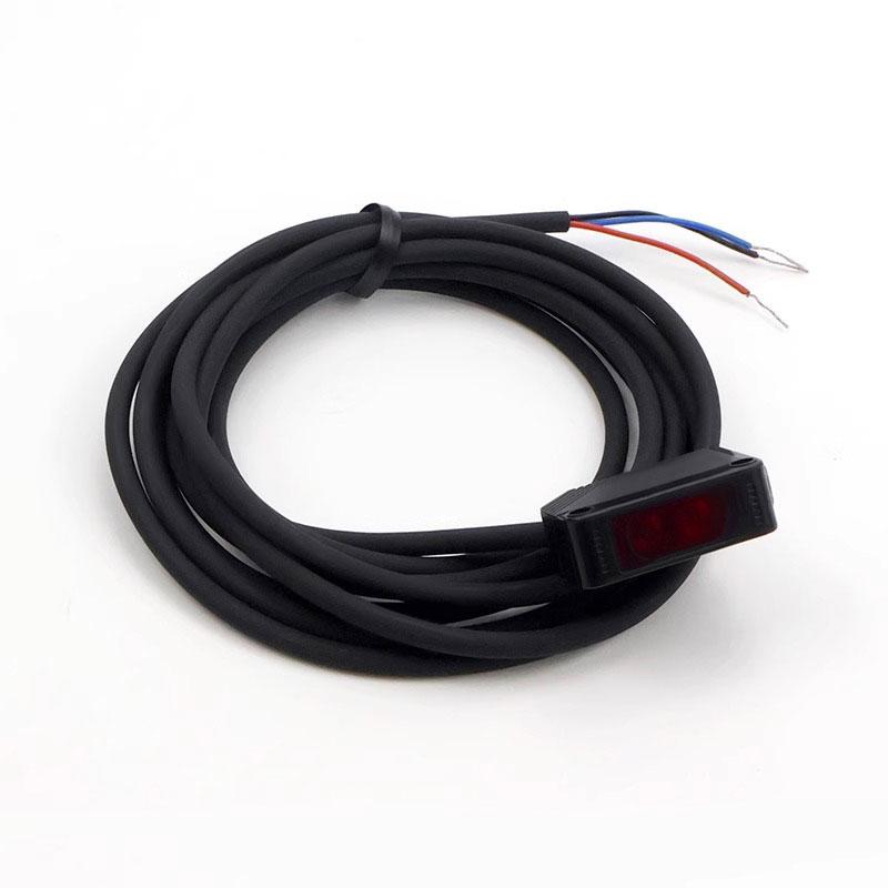 New Original E3Z-D61 E3Z D61 Photoelectric Switch Sensor DC12-24v NPN E3Z-D61 E3Z-D62 E3Z-D81 E3Z-D82 E3Z-R61 E3Z-T61