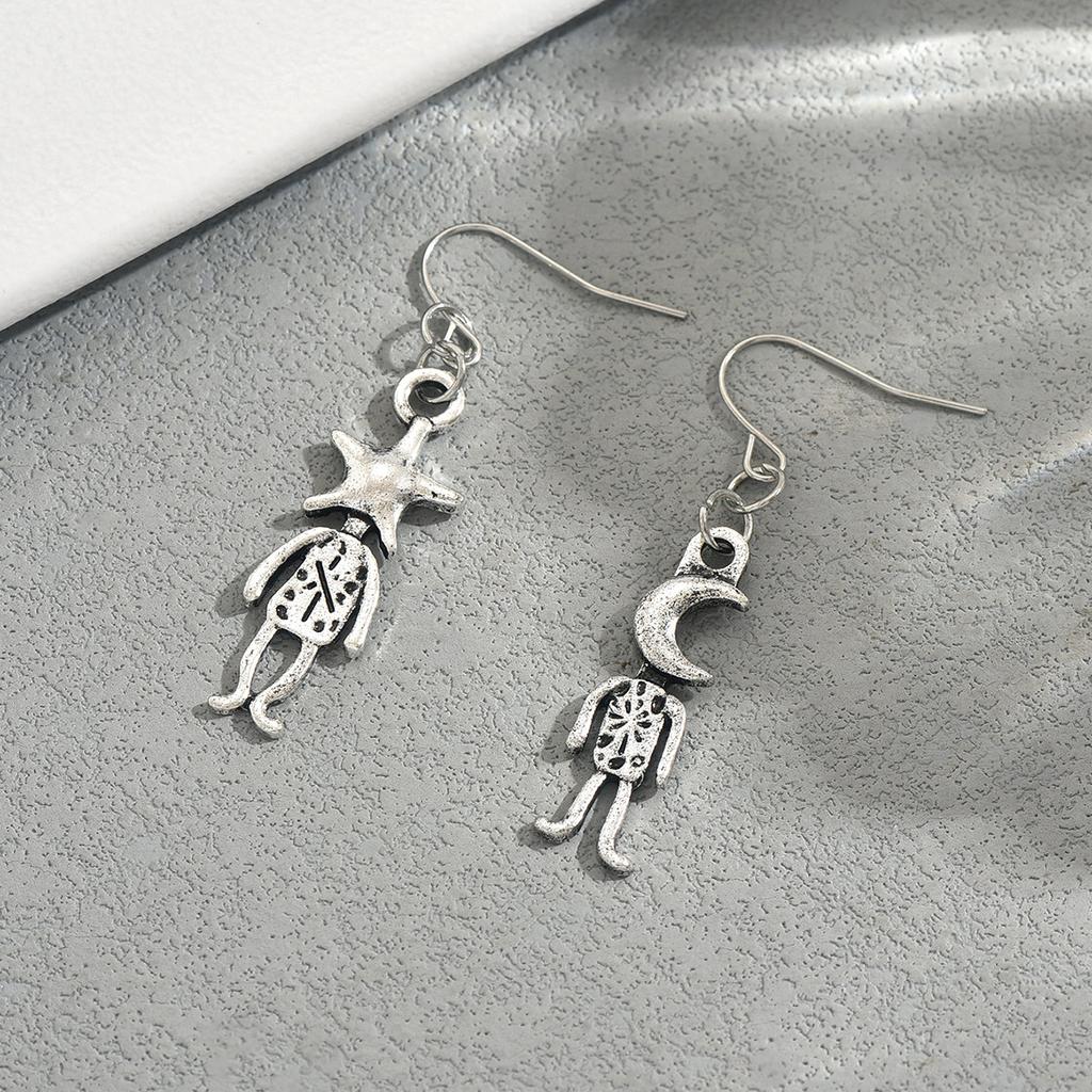 Women's Earrings Geometric Retro Star Element Design Stud Earrings Versatile Ear Jewelry for Women