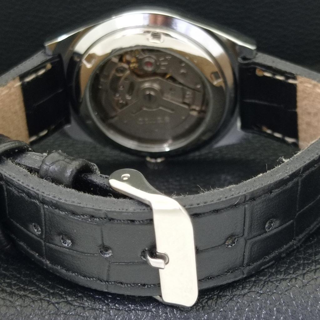 JAPAN VINTAGE SEIKO 5 AUTOMATIC REFURBISHED MENS BLACK DIAL WATCH a440658-4 Sk-a440658