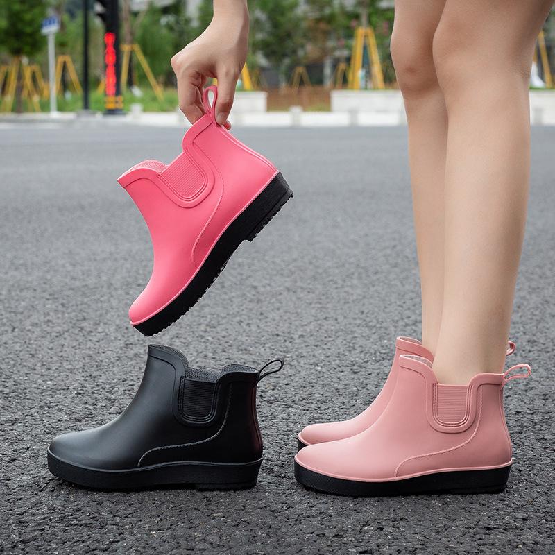 Korean Style Women's Low-Cut Non-Slip Rubber Rain Boots - Fashionable, Short, and Warm