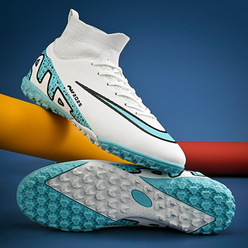 

2024 новая детская футбольная обувь длинные шипы мужская и женская взрослая студенческая тренировочная обувь настоящая спортивная футбольная обувь мужская обувь 44