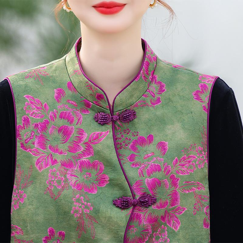 2026 Trendy Gold Velvet Vest & Suit Set for Middle-aged and Elderly Women