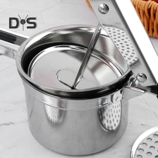 Ricer for Mashed Potatoes Stainless Steel Potato Press Manual Juicer Potato Masher Professional Kitchen Tool