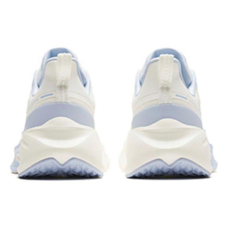 Anta Cloud Tracking Round Toe Lace-Up Cushioning Low-Top Running Shoes Women Sneaker White Blue 122415522-3