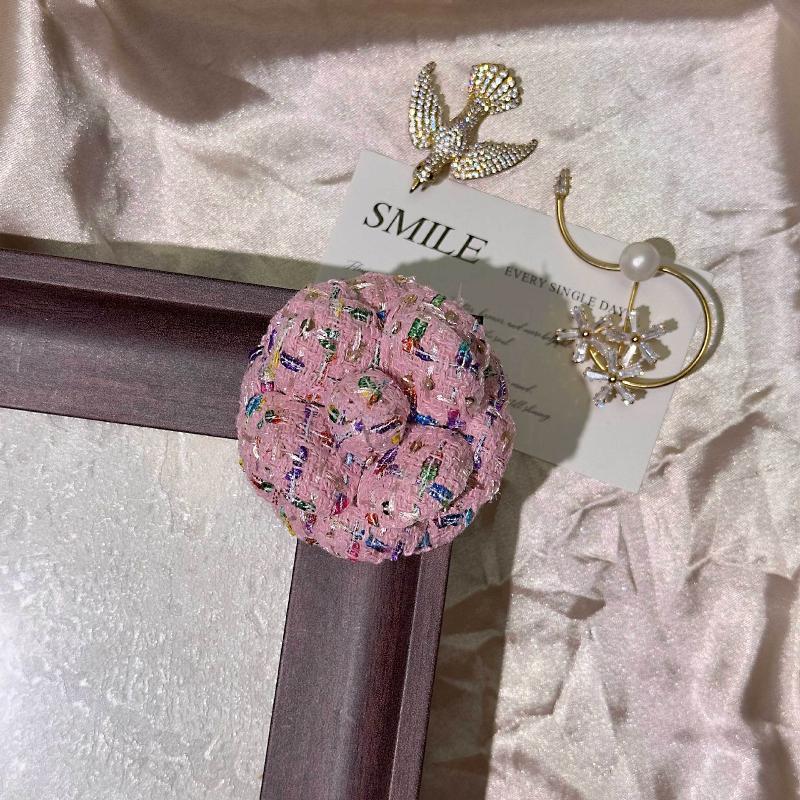 French Style Fabric Camellia Brooches Vintage Elegant Flower Lapel Pins For Women Fashion Wedding Party Badge Accessories Gifts